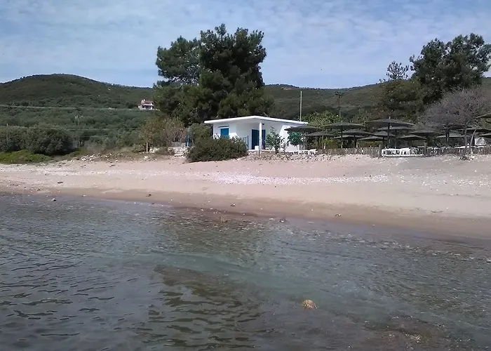 度假居 House Kokkalas On The *